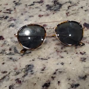 Posh Fashion sunglasses 😎